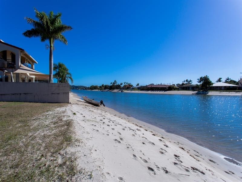 226 Mallawa Drive, Palm Beach QLD 4221