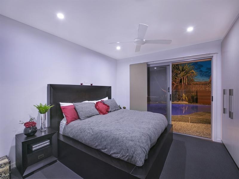 78 Twenty Fifth Avenue, Palm Beach QLD 4221