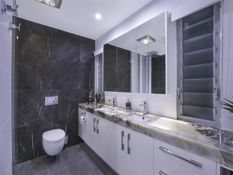 78 Twenty Fifth Avenue, Palm Beach QLD 4221