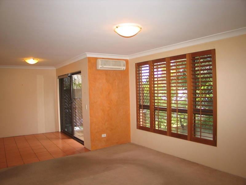5/12 Nalla Court, Palm Beach QLD 4221