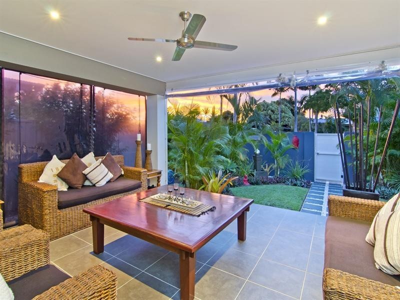 44 Twelfth Avenue, Palm Beach QLD 4221