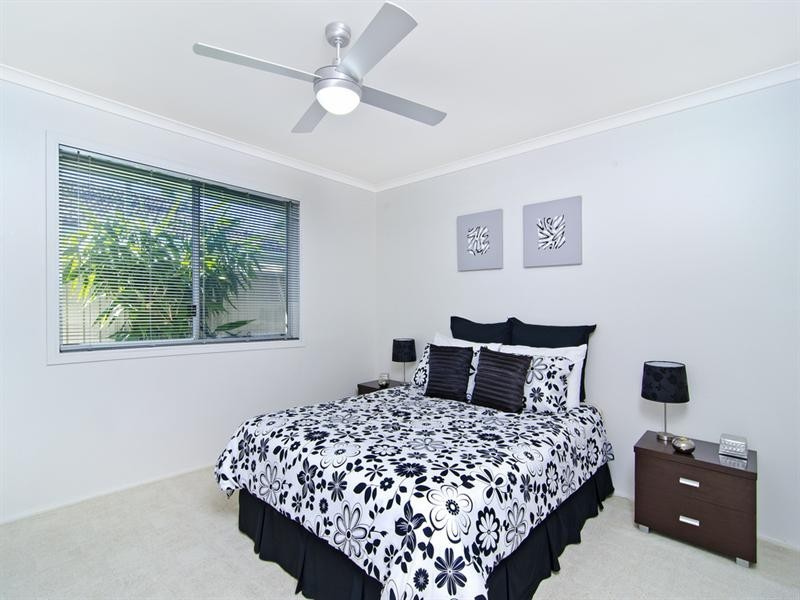 44 Twelfth Avenue, Palm Beach QLD 4221