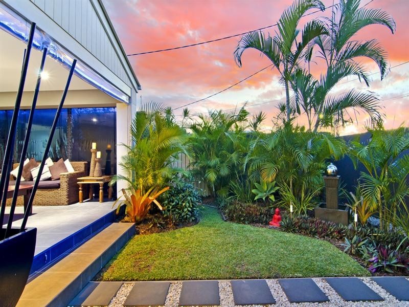 44 Twelfth Avenue, Palm Beach QLD 4221