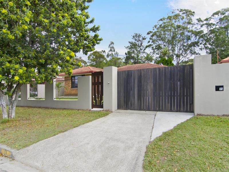 15 Colvillea Court, Palm Beach QLD 4221
