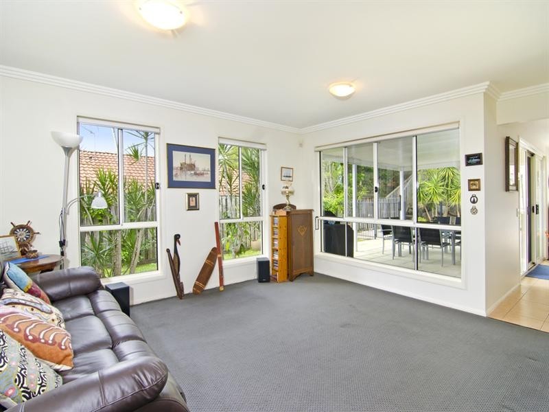 14 Bedford Crescent, Mudgeeraba QLD 4213