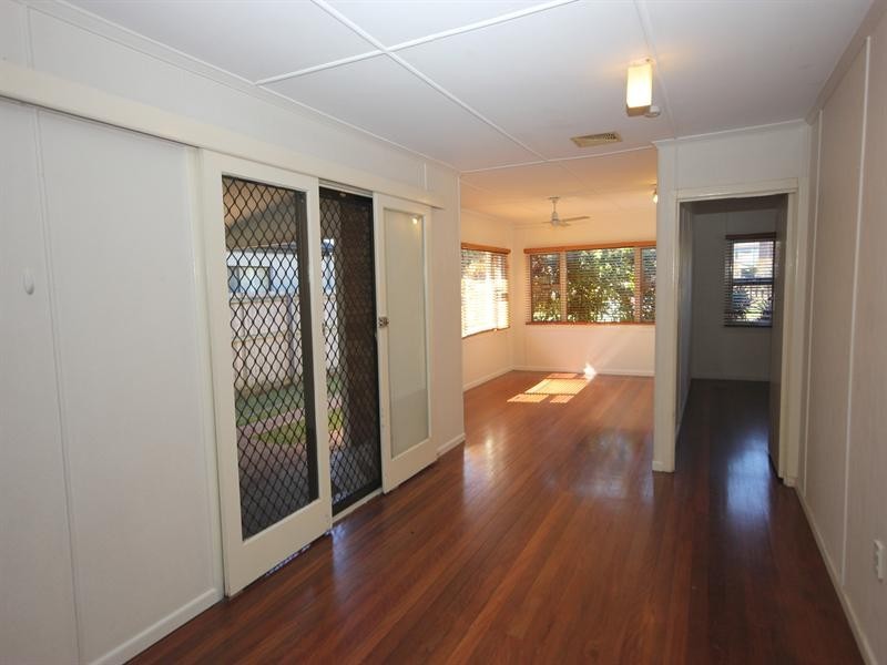 34 Leyte Avenue, Palm Beach QLD 4221