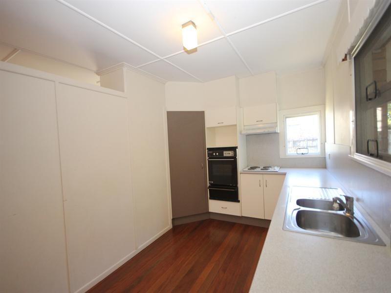 34 Leyte Avenue, Palm Beach QLD 4221