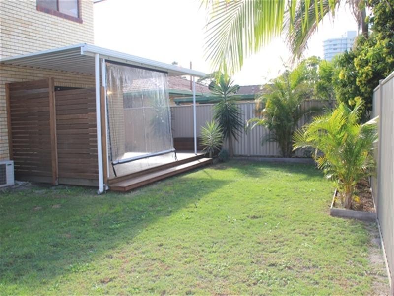 2/26 Nineteenth Avenue, Palm Beach QLD 4221