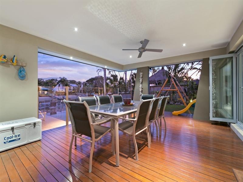 128 Tahiti Avenue, Palm Beach QLD 4221