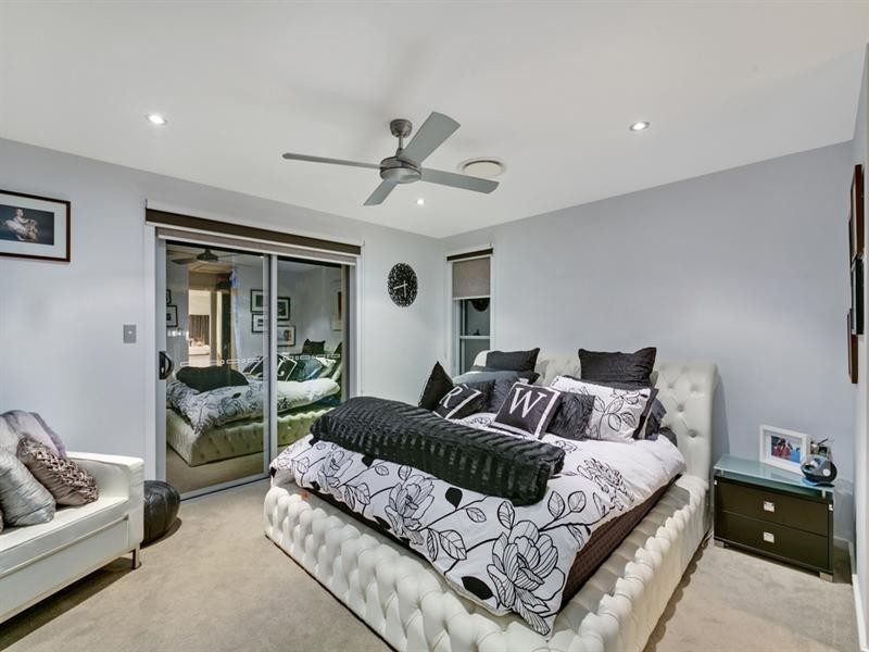 128 Tahiti Avenue, Palm Beach QLD 4221