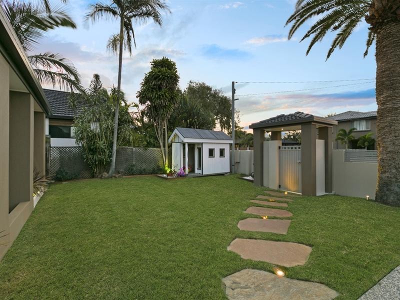 128 Tahiti Avenue, Palm Beach QLD 4221