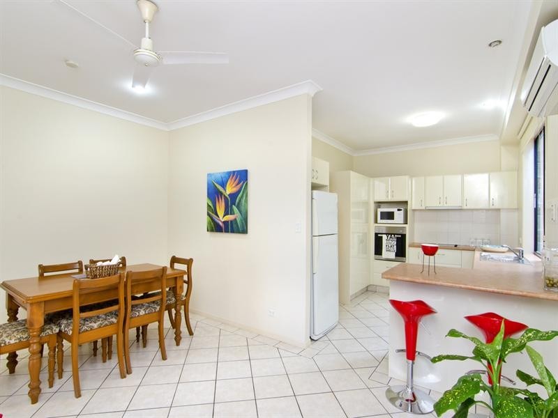 u1/1292 Gold Coast Highway, Palm Beach QLD 4221
