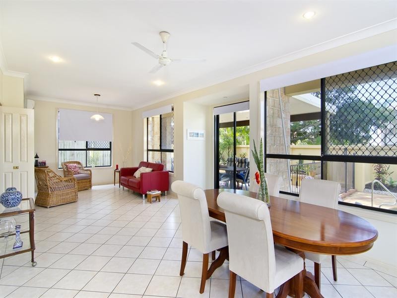 u1/1292 Gold Coast Highway, Palm Beach QLD 4221