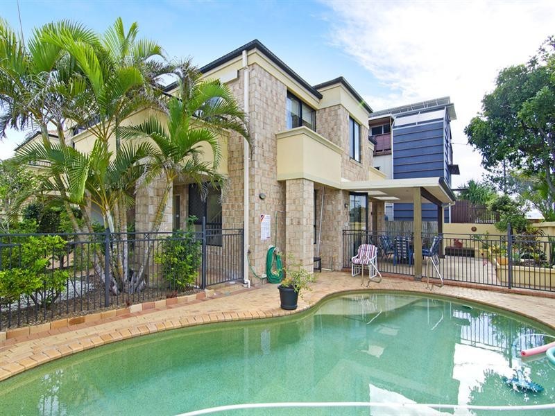 u1/1292 Gold Coast Highway, Palm Beach QLD 4221
