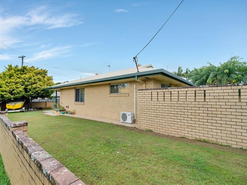 39 Seventh Avenue, Palm Beach QLD 4221