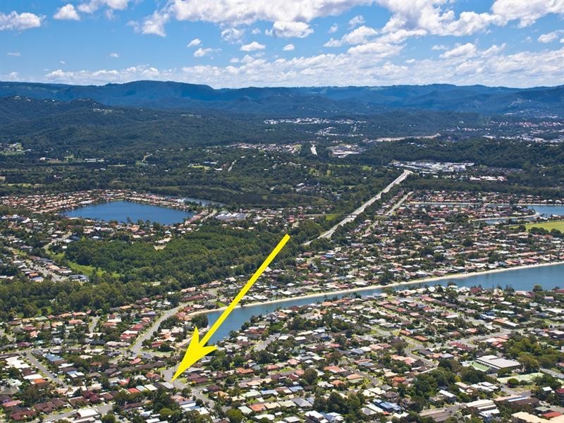 39 Seventh Avenue, Palm Beach QLD 4221