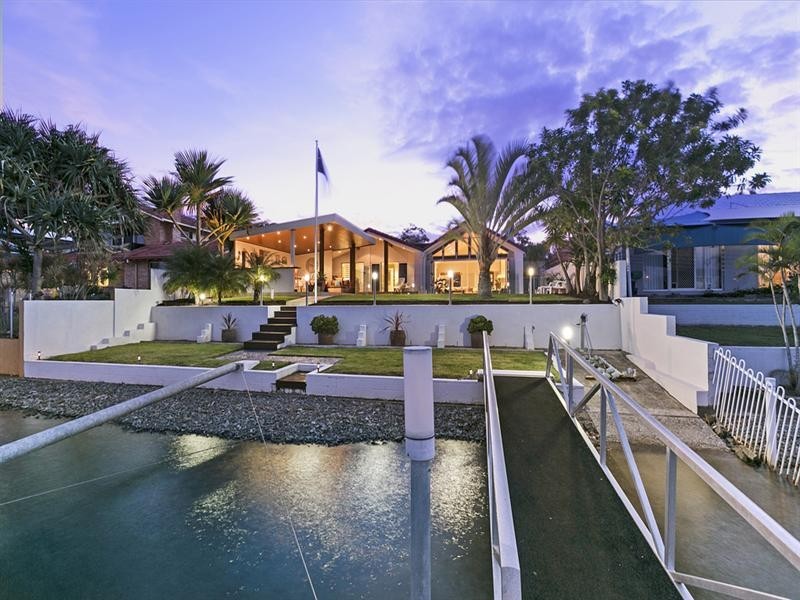 114 Tallebudgera Drive, Palm Beach QLD 4221