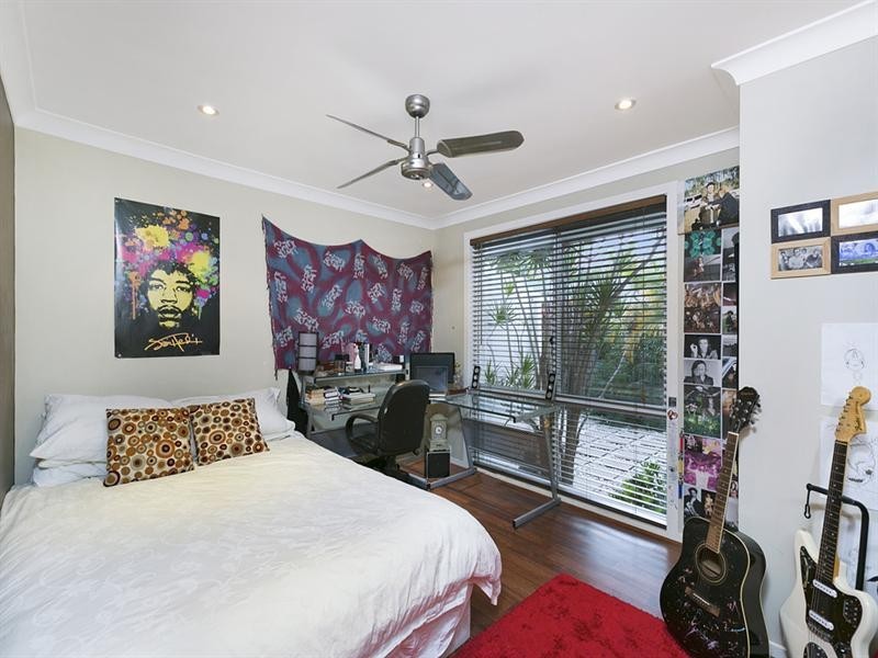 114 Tallebudgera Drive, Palm Beach QLD 4221