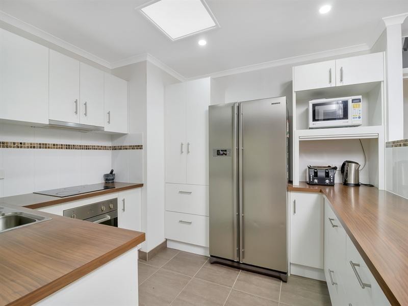 26 Glentrees Grove, Currumbin Waters QLD 4223