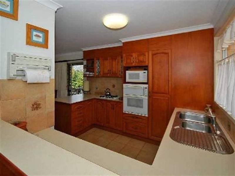 10 Allawah Avenue, Palm Beach QLD 4221