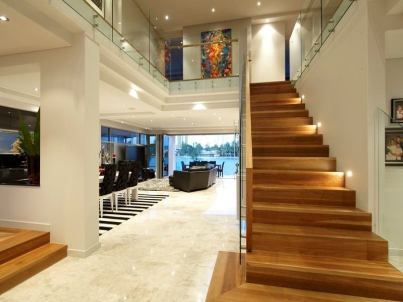 69 Stanhill Drive, Chevron Island QLD 4217