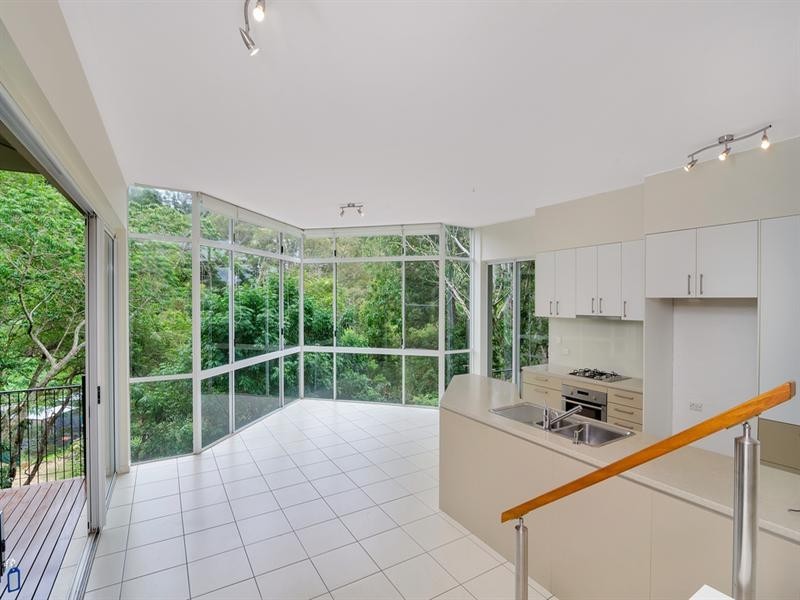 23 Crest Drive, Currumbin QLD 4223