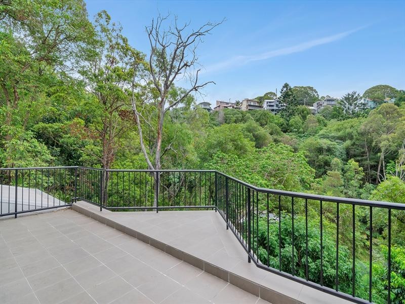 23 Crest Drive, Currumbin QLD 4223