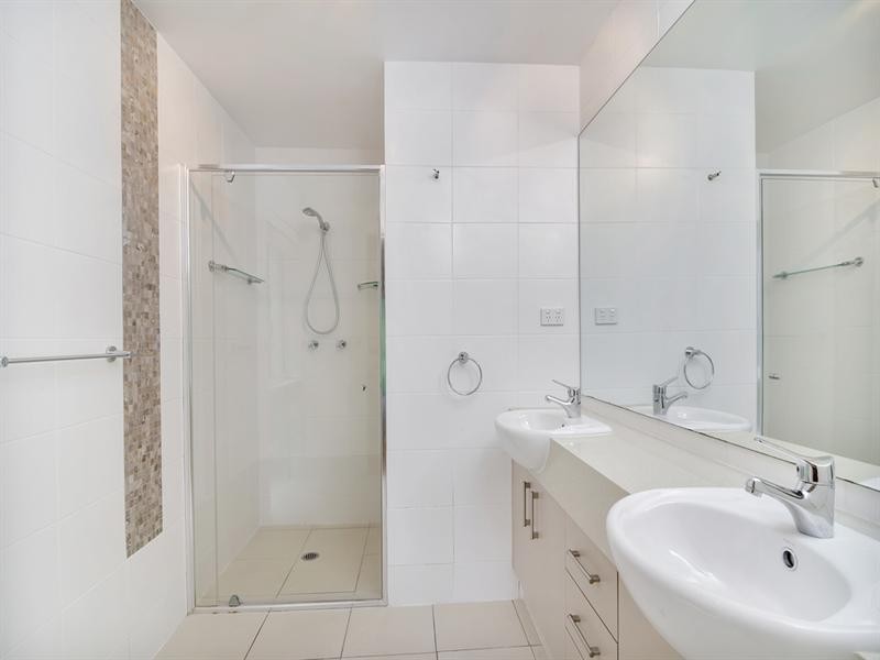 23 Crest Drive, Currumbin QLD 4223