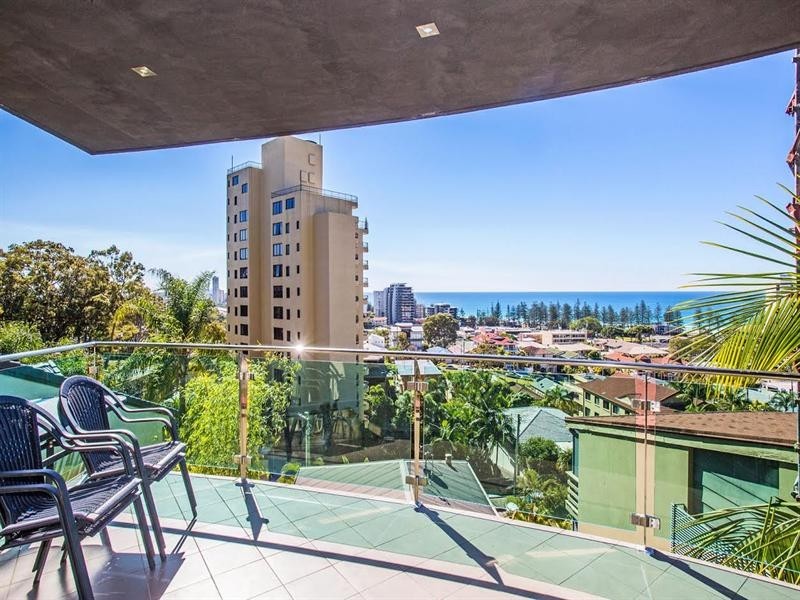 29 Mount Street, Burleigh Heads QLD 4220