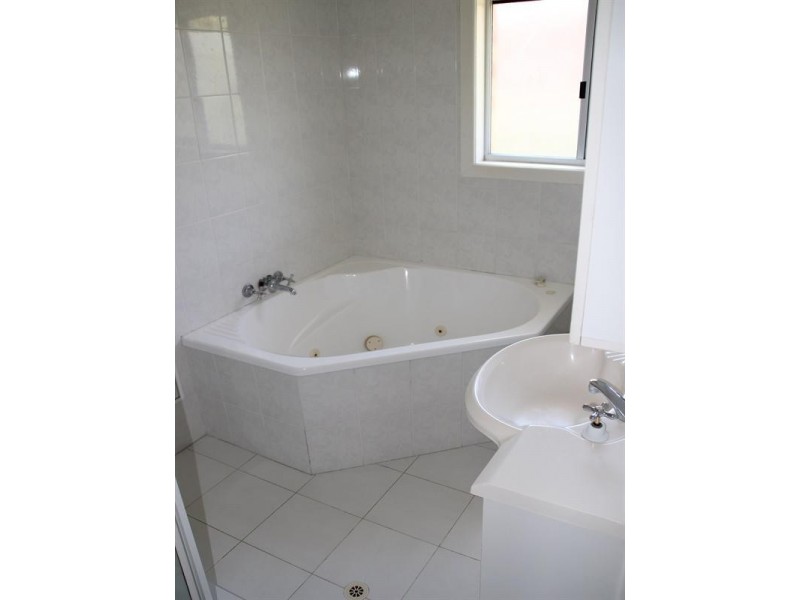52 Palm Beach Avenue, Palm Beach QLD 4221