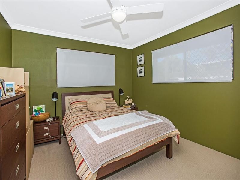 9 Flores Avenue, Palm Beach QLD 4221