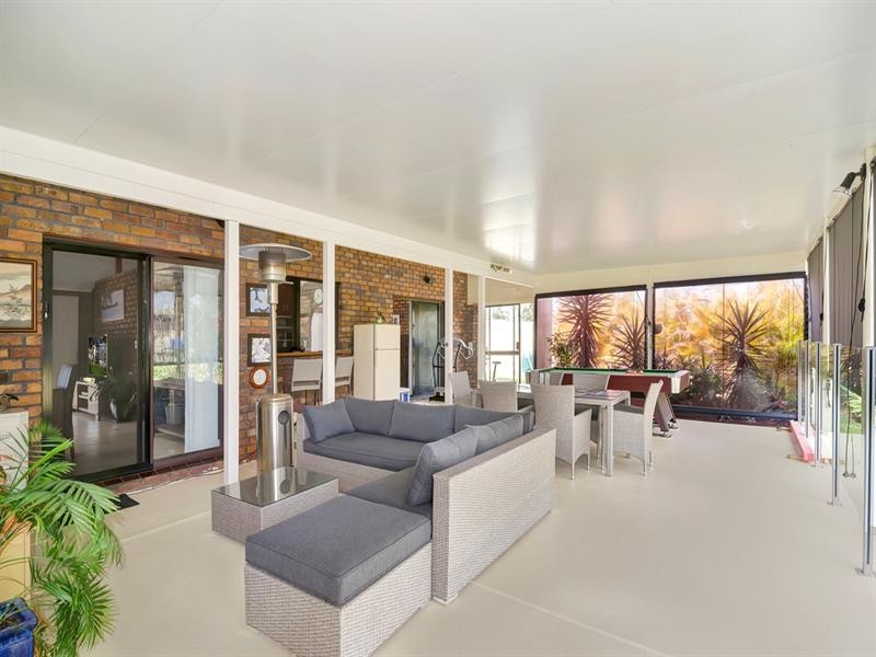 6 Birch Court, Palm Beach QLD 4221