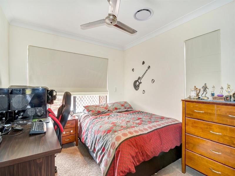 6 Birch Court, Palm Beach QLD 4221