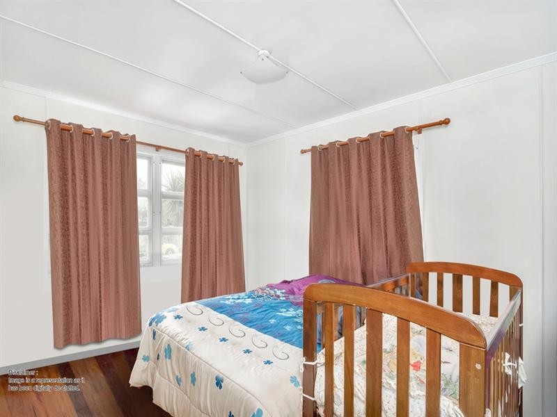 24 Sixth Avenue, Palm Beach QLD 4221