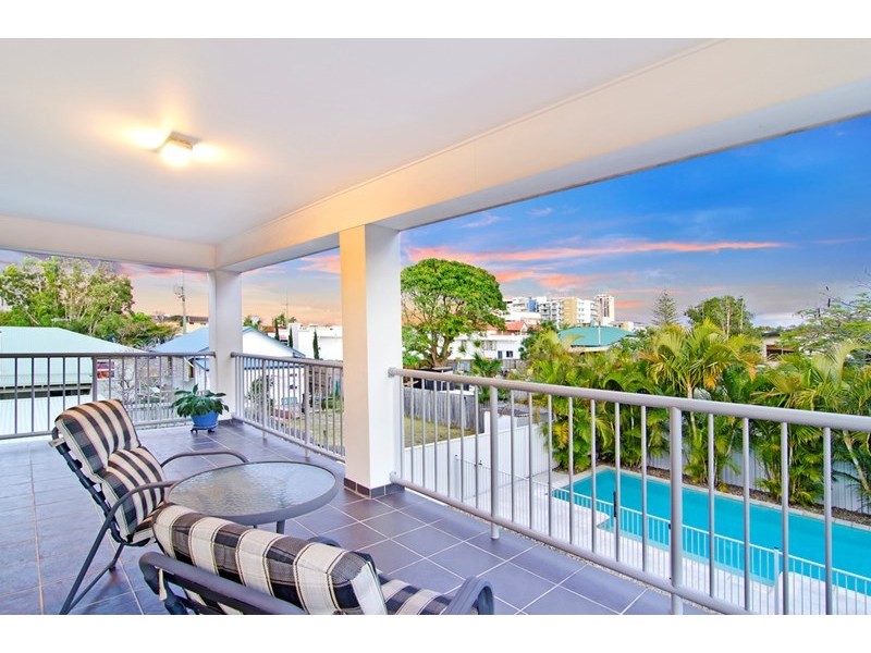 22 Sixth Avenue, Palm Beach QLD 4221