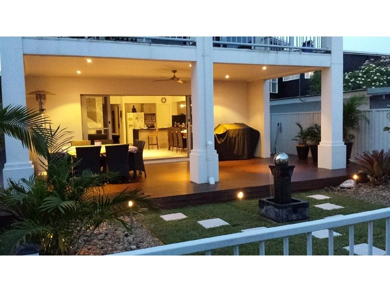 22 Sixth Avenue, Palm Beach QLD 4221
