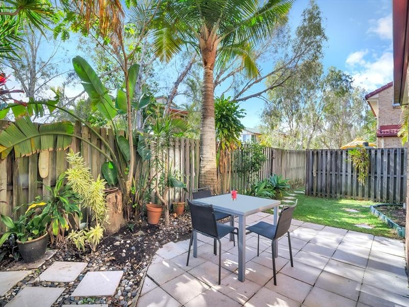 4/7 Maranta Street, Elanora QLD 4221