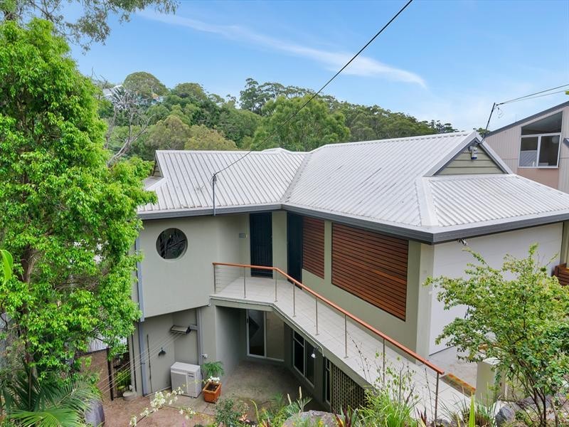 23 Crest Drive, Currumbin QLD 4223