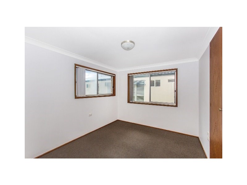 2/74 Leyte Avenue, Palm Beach QLD 4221