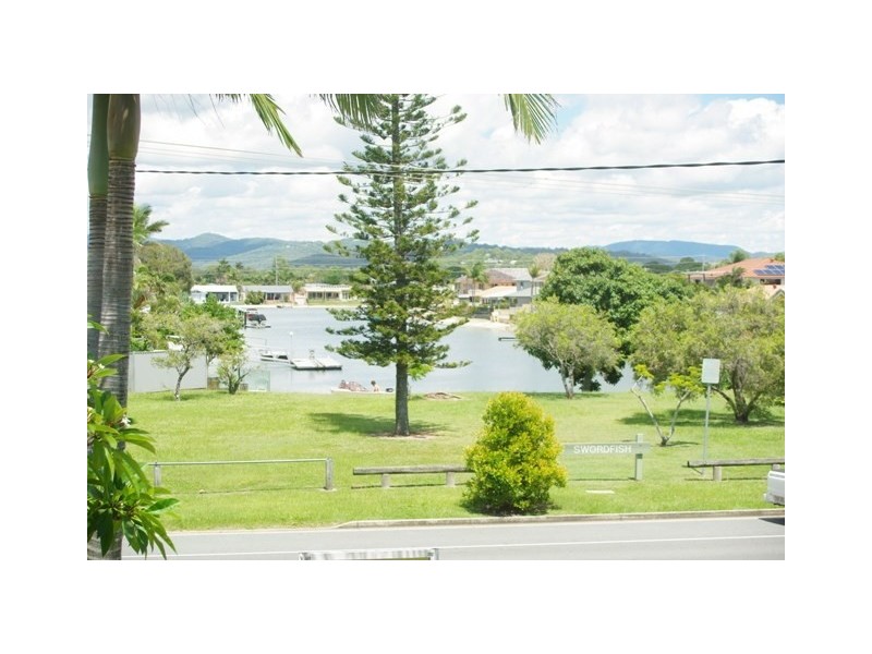 123 Townson Avenue, Palm Beach QLD 4221