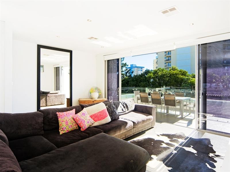 10 BOUNDARY Street, Tweed Heads NSW 2485