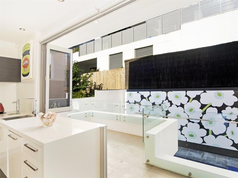 10 BOUNDARY Street, Tweed Heads NSW 2485