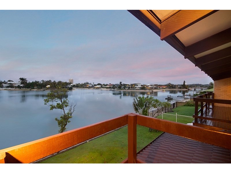 96 Mallawa Drive, Palm Beach QLD 4221