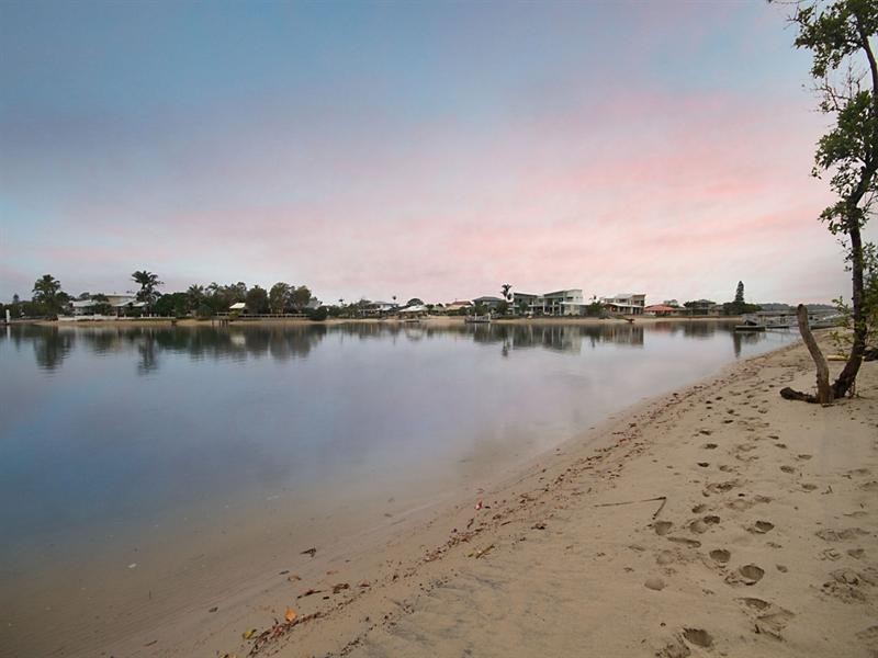 96 Mallawa Drive, Palm Beach QLD 4221