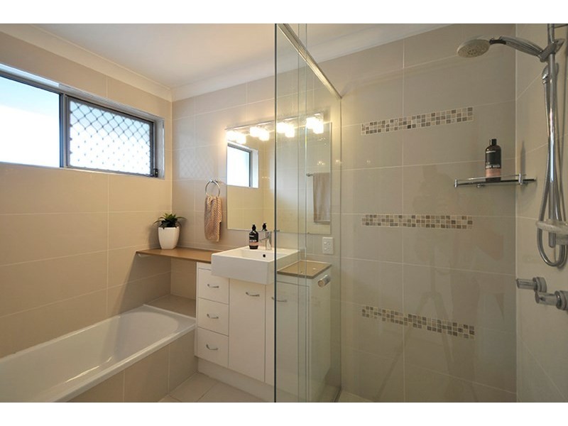 3 Mackerel Court, Palm Beach QLD 4221