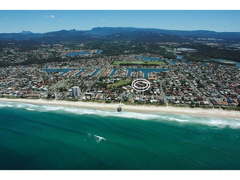 8/16 Mawarra Street, Palm Beach QLD 4221