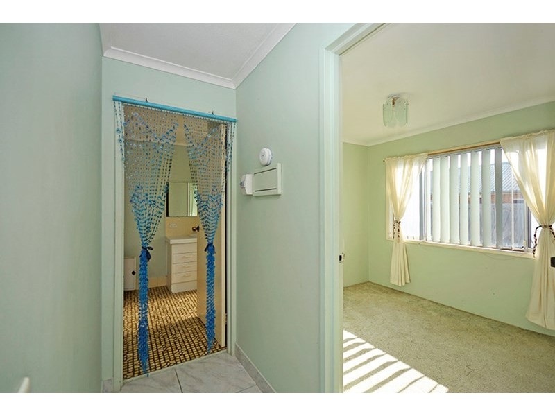 8/16 Mawarra Street, Palm Beach QLD 4221