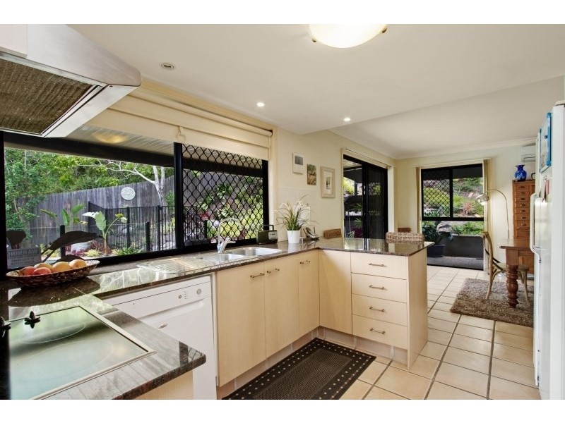 27 Capano Court, Elanora QLD 4221