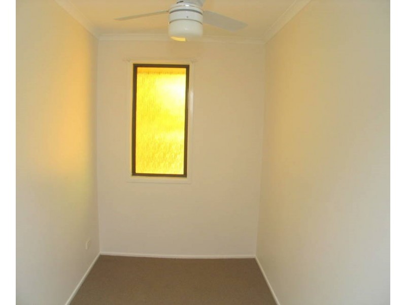 2/23A Twenty Third Avenue, Palm Beach QLD 4221