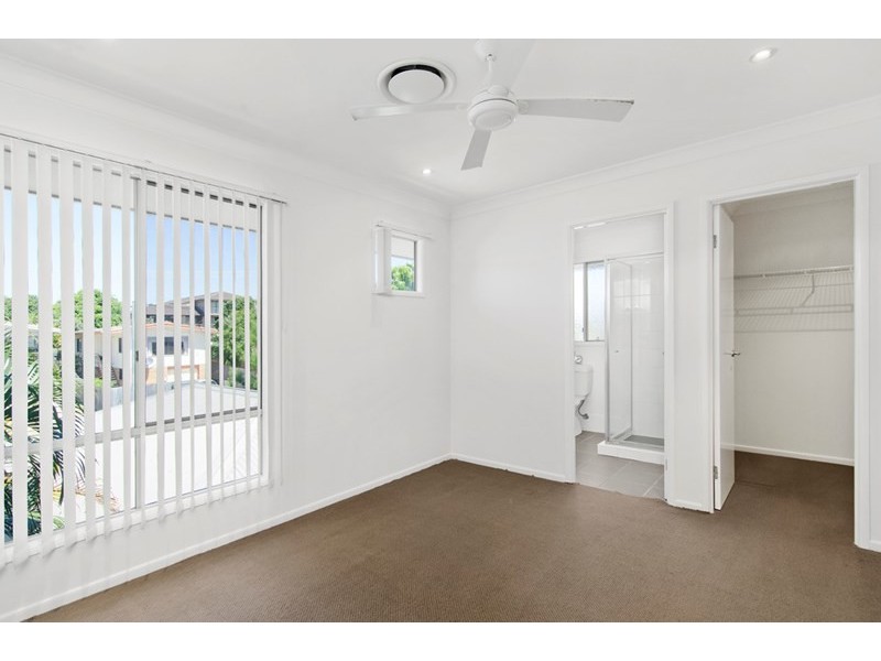 19 Twenty Seventh Avenue, Palm Beach QLD 4221
